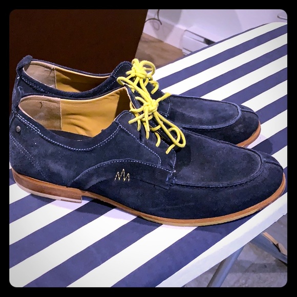 Size 10 Men’s Rockport dress shoes - Picture 1 of 3